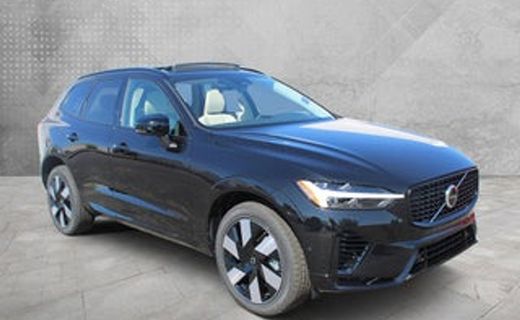 2026 Volvo XC60 Plus Dark