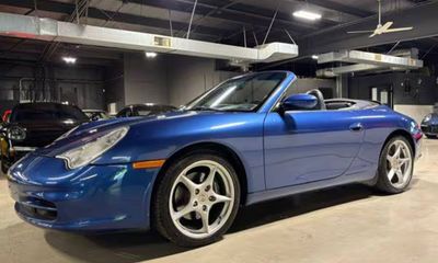 2002 Porsche 911 Cabriolet