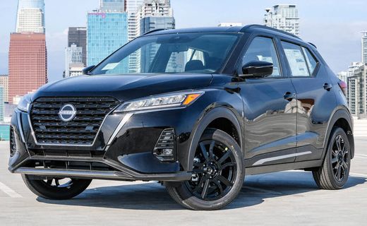2024 Nissan Kicks SR