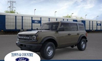 2026 Ford Bronco Base