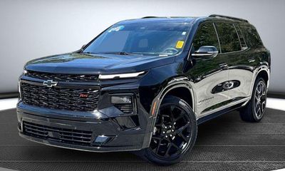 2025 Chevrolet Traverse RS