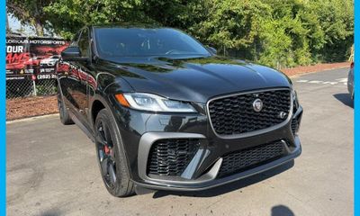 2021 Jaguar F-Pace SVR