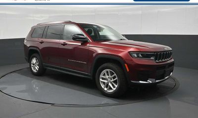 2022 Jeep Grand Cherokee L Laredo