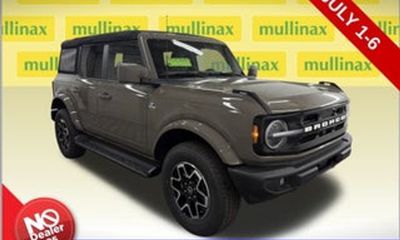 2026 Ford Bronco Outer Banks