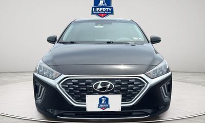 2022 Hyundai Ioniq SEL