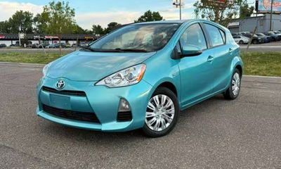 2014 Toyota Prius C ONE