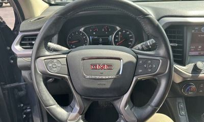 2018 GMC Acadia SLT 1