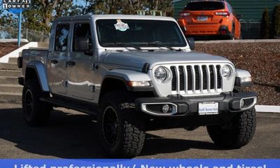 2023 Jeep Gladiator Overland