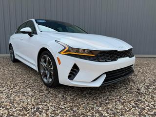 2022 Kia K5 EX