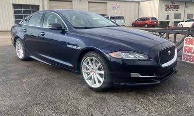 2018 Jaguar XJ R Sport