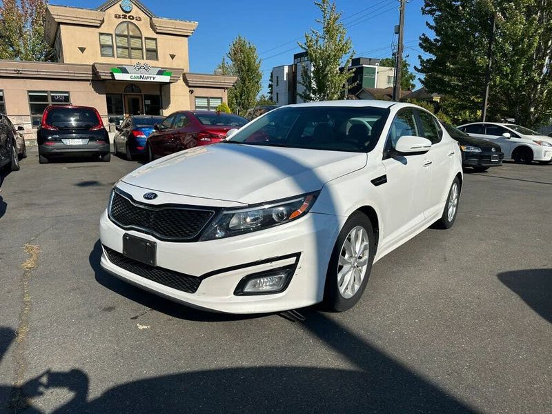 2014 Kia Optima — a typically priced live listing