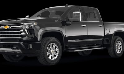 2026 Chevrolet Silverado HD High Country