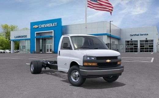 2026 Chevrolet Express 3500 Cutaway 177