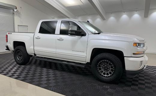2018 Chevrolet Silverado LT