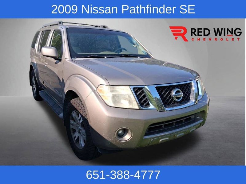 2009 Nissan Pathfinder — a typically priced live listing