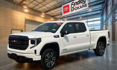 2025 GMC Sierra AT4