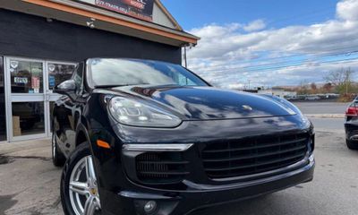 2016 Porsche Cayenne S