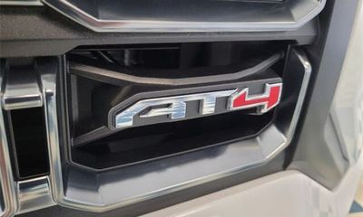 2023 GMC Canyon AT4