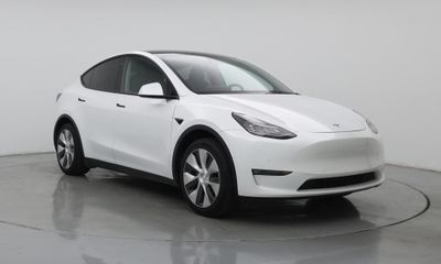 2021 Tesla Model Y Standard Range