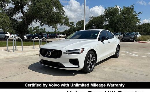 2022 Volvo S60