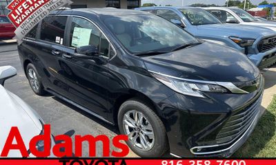 2026 Toyota Sienna Limited