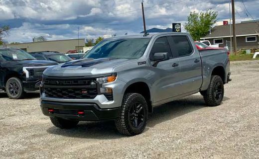2026 Chevrolet Silverado Trail Boss Custom