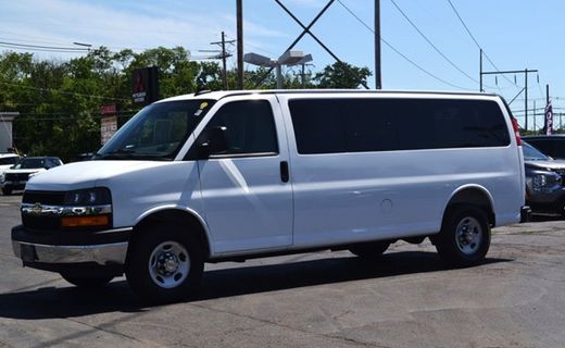 2025 Chevrolet Express LT EXT