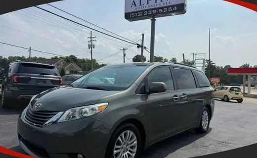 2011 Toyota Sienna