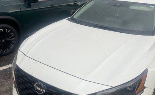 2023 Nissan Altima SR