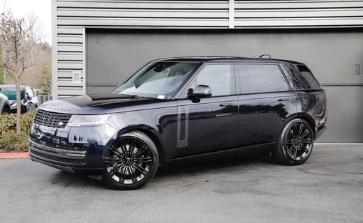 2026 Land Rover Range SE