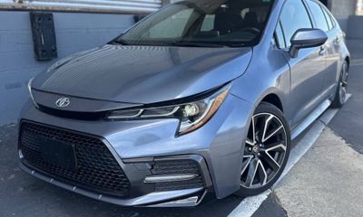 2020 Toyota Corolla SE CVT