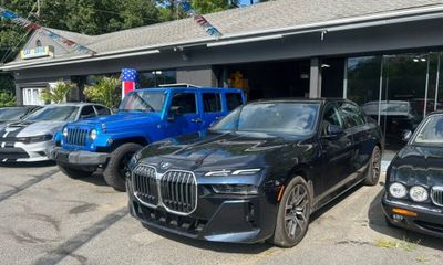 2023 BMW 760i xDrive