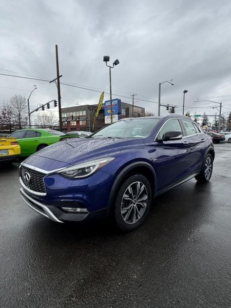 2018 Infiniti QX30 — a typically priced live listing