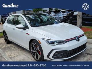 2024 Volkswagen Golf GTI SE