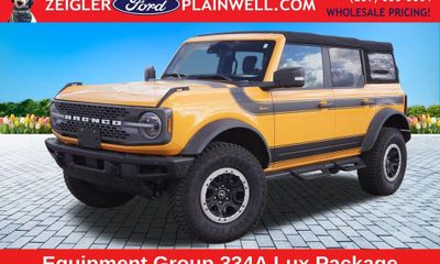 2022 Ford Bronco Base Big Bend