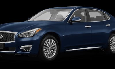 2017 Infiniti Q70L 37