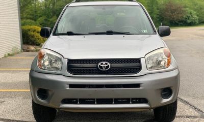 2005 Toyota RAV4 Base