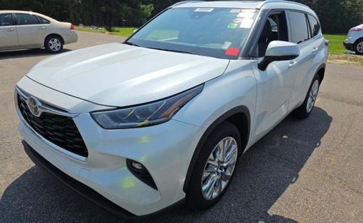 2023 Toyota Highlander