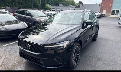 2026 Volvo XC60 Ultra Dark
