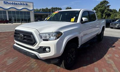 2022 Toyota Tacoma SR5
