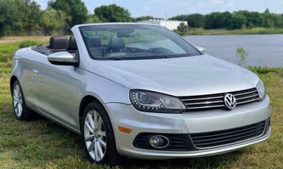 2013 Volkswagen EOS Luxury Executive