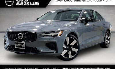 2024 Volvo S60 Plus Dark