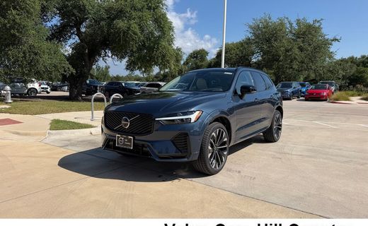 2026 Volvo XC60 Ultra Dark