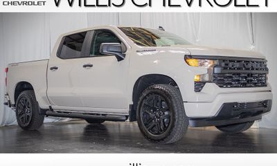 2026 Chevrolet Silverado Custom