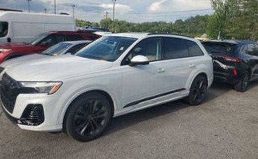 2026 Audi Q7 Quattro Premium Plus