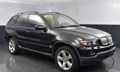 2005 BMW X5 4 4I