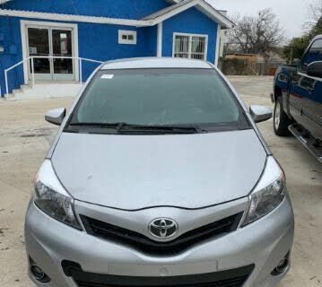 2014 Toyota Yaris LE