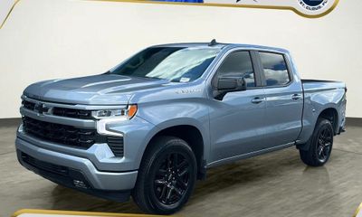 2025 Chevrolet Silverado RST