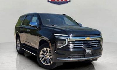 2026 Jeep Grand Wagoneer Base