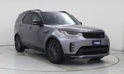 2024 Land Rover Discovery P300 Dyanmic SE